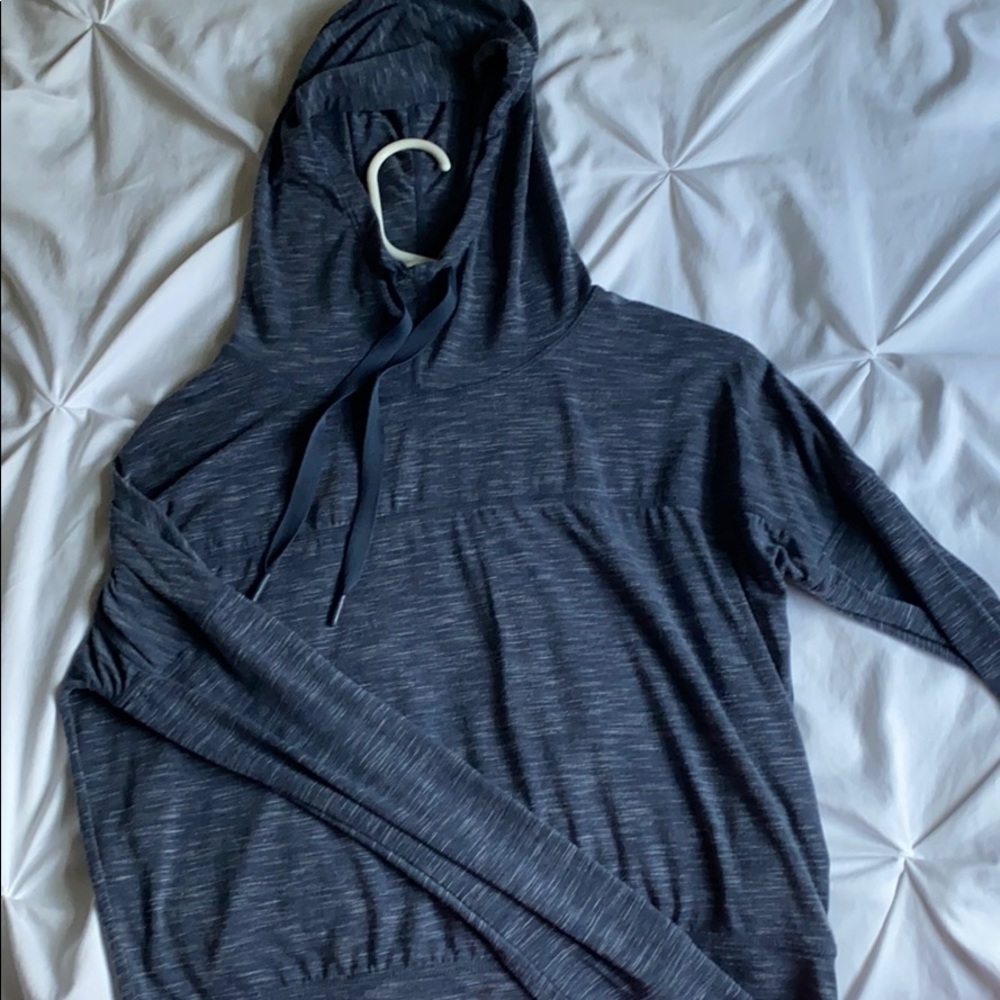 Athletic top